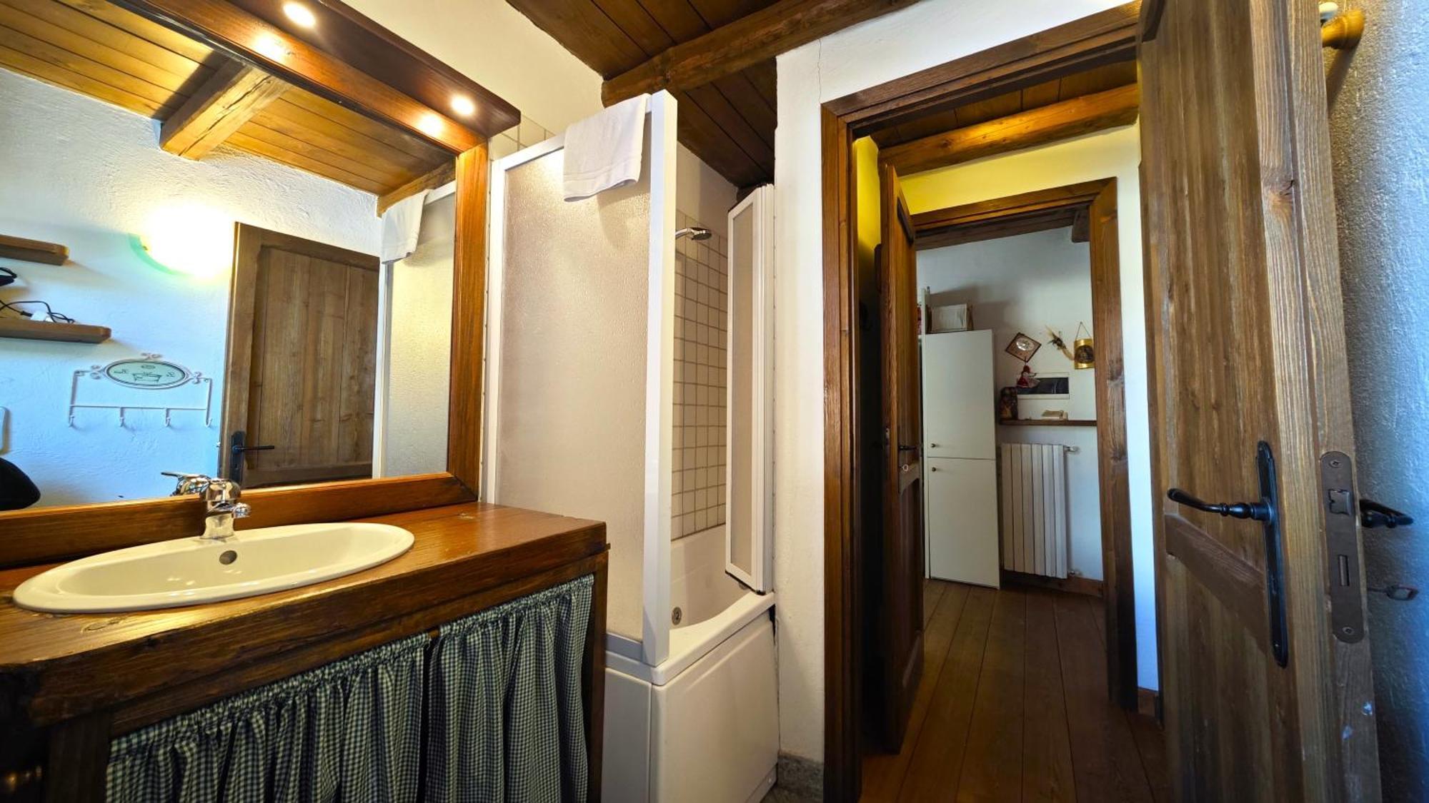 Hostdomus - Imperial Chalet Villa Colle Colle Sestriere Eksteriør billede